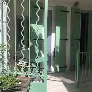  Apartment Vieil Antibes, Ravissant 2p Avec Petite Terrasse