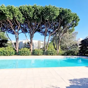 Appartement Avec Piscine, Antibes