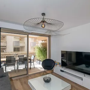 Appartement Somptueux 20m Plages Avec Vue, Antibes