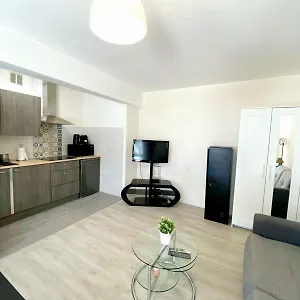  Apartment Bel Air - Studio, Proche Centre, Wifi, Climatisation